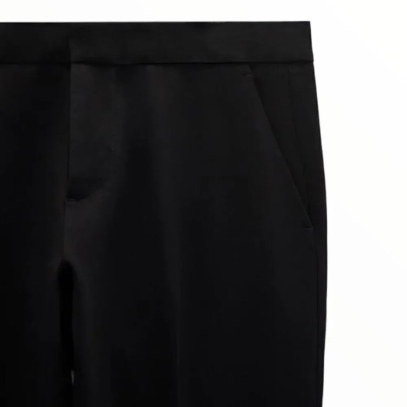 ZARA | Black | THE LOW RISE FLARE PANTS - Picture 4 of 11